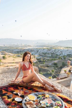 [IMiss love honey club] Vol.321 temperament goddess @Lynn Liu Weining Turkey travel photo shoot