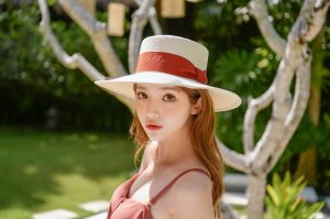 Cha Yoo Jin – Frilly Brown Bikini