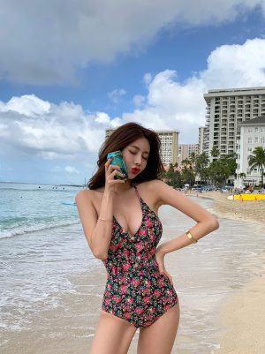 Kwon Byul – Flower Frill Monokini