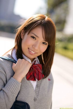 [DGC] NO.1104 Rina Shiina Risa Shiina __ The tavern clerk who has too big big breasts has taken off! _Photo album