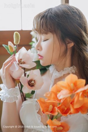 [Bololi 波罗 社] BOL.090 Liu Yuqi-White Girl and Flower Photo Album