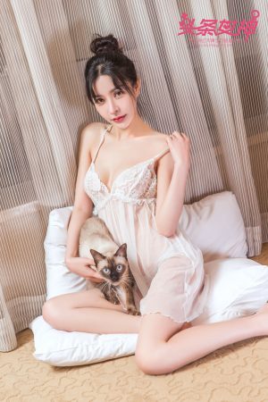 [Toutiaogirls headline goddess] Baby-Girls and Cats