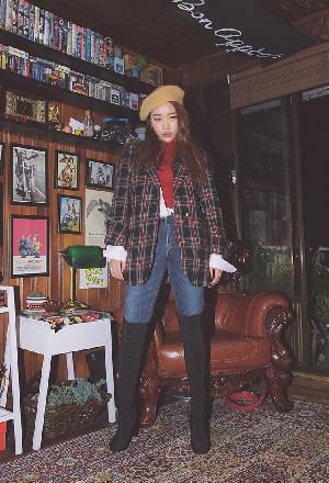Jung Min Hee – Jeans Set – 10.09.2017
