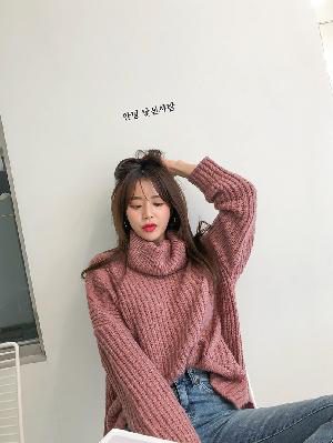 26.12.2017 – Cha HyunOk – Jeans Set