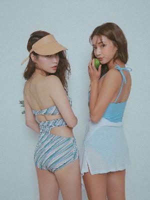 Beachwear Set – Jung Min Hee & Park Sora – 30.06.2018