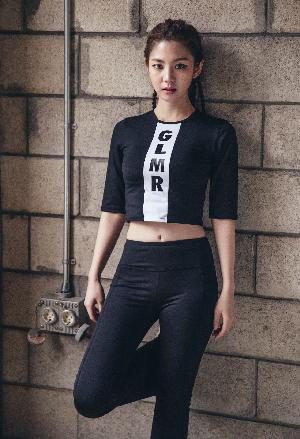 Lee Chae Eun – 25.05.2018 – Fitness Set