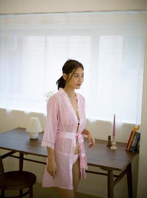 Jeon Ji Su – Miracle Pink in the Red Sea