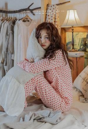 Pajama Set – 31.10.2017 – Kim Hee Jeong