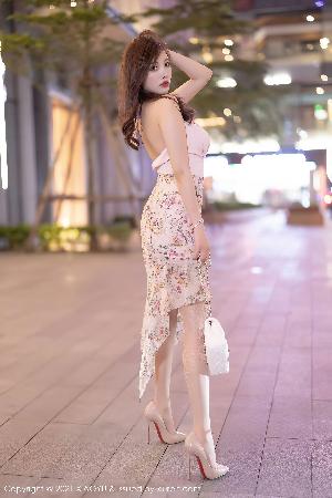[LangkhaIxia XIAOYU] VOL.572 Yang Chenchen Yome – Pink Costume