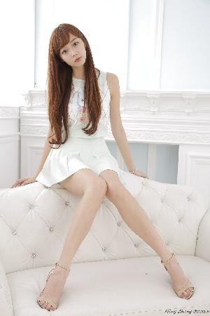 [Taiwan Zhengmei] Chen Yunyuan – Xiao Yue – Shed (3 sets of beautiful leg clothing) photo set