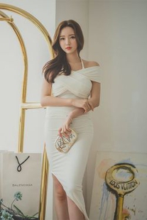 Li Yuxi “Beautiful Elegant Great Quality Goddess 3” photo set