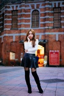 [Taiwan Zhengmei] DORA Zhou Yingxin Street Boots Black Silk Skirt Photo Album