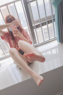 Anime blogger snow sunny Astra – beautiful legs beautiful buttocks
