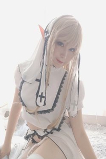 [Net red COSER photo] Small Pigeon