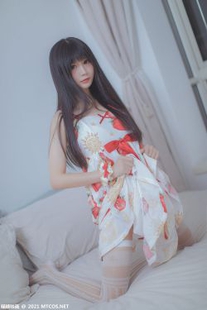 [糖] Vol.407 strawberry small skirt photo set