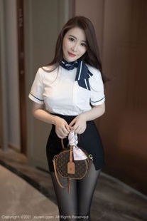 [人 xiuren] No.3525 Cherry 月 樱 – Classic White Shirt Black Skirt OL