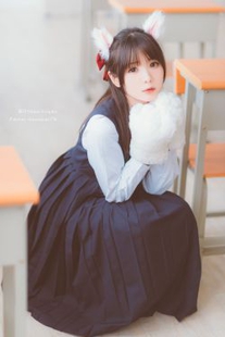 [网 红 COSER] microblogging sister paper cream month Shimo – JK school uniform temptation