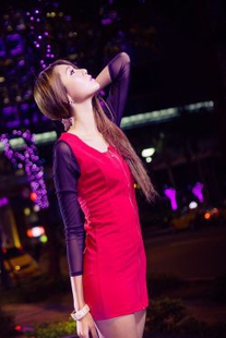 Winnie Snow / Zhuang Yuhui “Fire Red Night Take” photo set