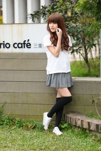 Taiwan Zhengmei Aries “fresh sweet school uniform girl” photo set