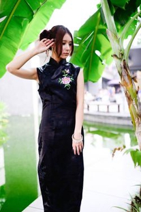 Taiwan model Abu “Red Black Cheongs Series Out” Photo Album