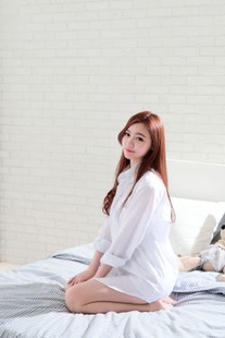 [Taiwan Zhengmei] Su Xiaoli “White Shirt + Rabbit Girl + Elegant Dress” Photo Collection