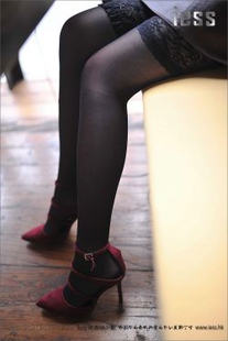 Silk foot is 047 Xiaoyan “girl’s leg (foot)” [IESS inexpensive] photo set