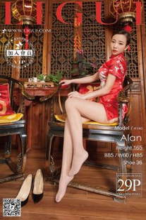 Model Alan “Red Cheongsam Classic Beauty” up and down [柜 ligui] beautiful leg jade foot picture
