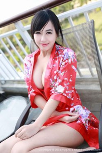 Huang Ke Christine “2 Sets of Pajamas + Swimwear” (MyGirl) Vol.033 Photo Album