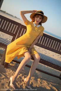 Lu Xuanxuan’s “Seaside Girlfriend Interaction” [秀人XIUREN] No.1812 Photo Album