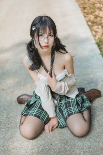 Miss COSER su “Country Road” every month [COSPLAY Beautiful Girl] Photo Album