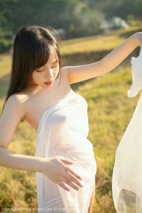 Xu Weimia “Sexy Picnic with Full of Color and Fragrance” [秀人XIUREN] No.1238 Photo Album