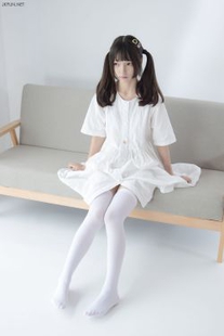 Mo Mo “The Age of Fluttering White Clothes” (Senluo Foundation) JKFUN-014 Lolita Stockings Photo Album
