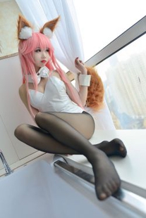 Miss Coser Xueqi “Bunny Girl in Front of Yuzao” Photo Album