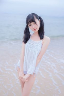 [Beauty Coser] Mu Mianmian OwO “White Bikini by the Sea” Photo Album