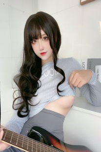 [Net Red COSER] Anime blogger Jiuqu Jean – Guitar Sister