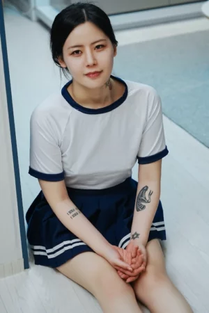 Choi Ri 최리, Photobook Vol.01 「Bloomers」 Set.01